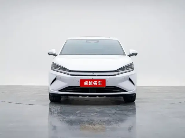 BYD Qin L — Фото автомобиля 6