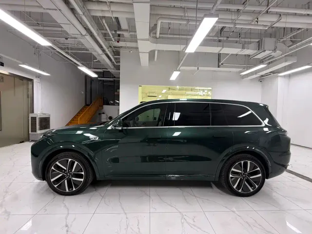 Li Auto L9 — Фото автомобиля 3