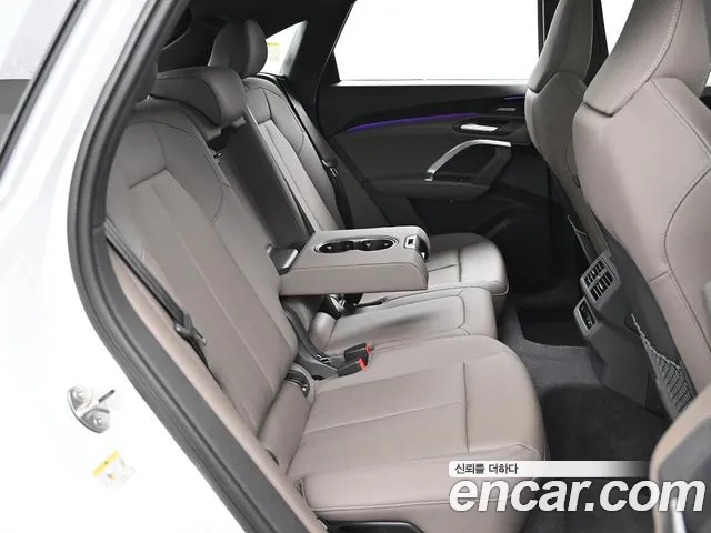 Audi Q5 40 TFSI quattro Sportback Advanced — Фото автомобиля 12