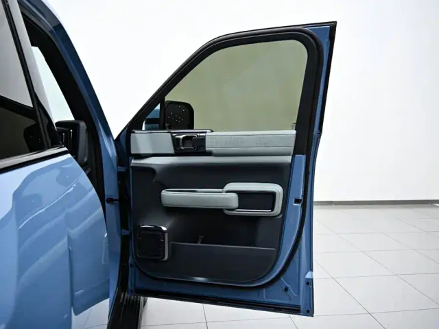 BYD FangChengBao Leopard 5 — Фото автомобиля 21