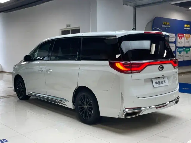 GAC Trumpchi M8 — Фото автомобиля 29