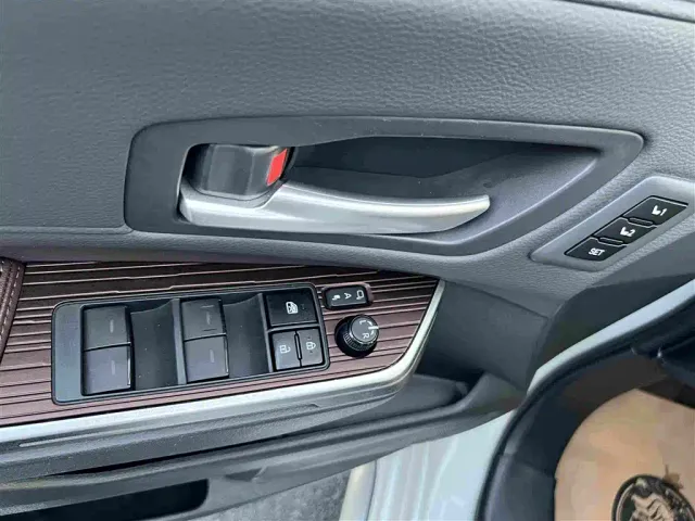 Toyota Granvia — Фото автомобиля 18