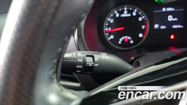 Kia Seltos Seltos Бензин 1.6 турбо 2WD — Фото автомобиля 30