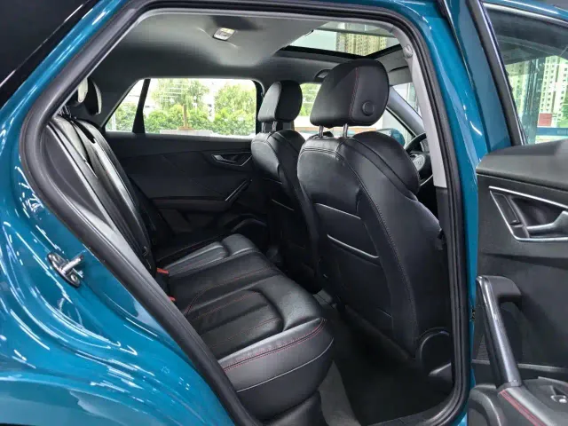 Audi Q2L — Фото автомобиля 13