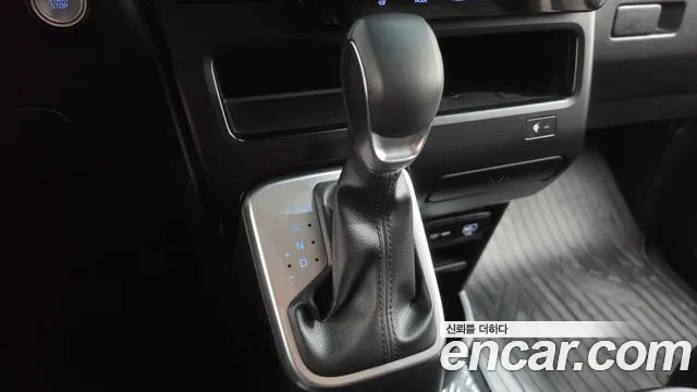 Hyundai Staria Staria Карго 5 мест — Фото автомобиля 9