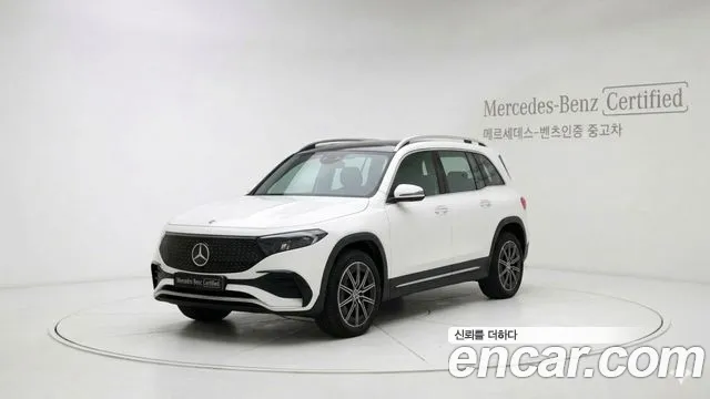 Фотография автомобиля — Mercedes-Benz EQB