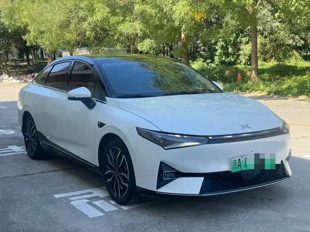 Xpeng P5 — Фото автомобиля 3