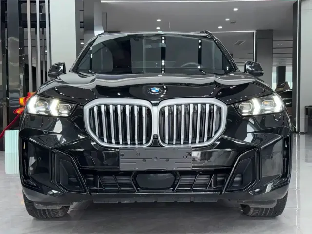 BMW X5 — Фото автомобиля 2