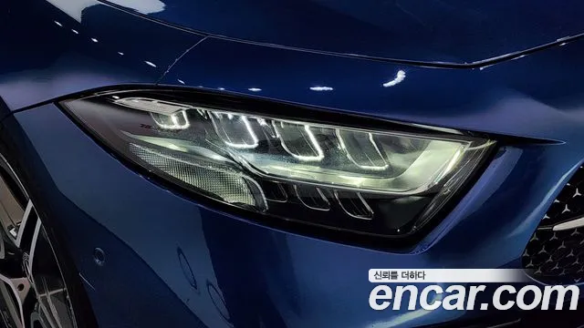 Mercedes-Benz CLS-Class — Фото автомобиля 21