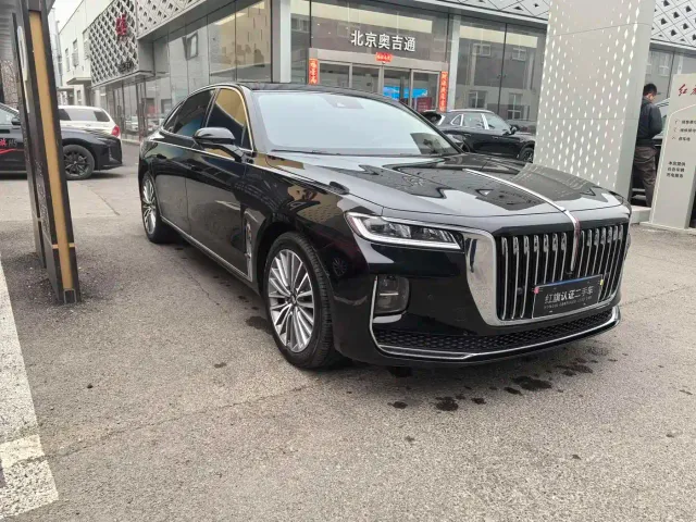 Hongqi H9 — Фото автомобиля 3
