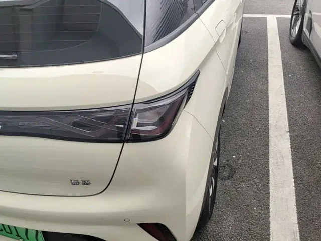 BYD Dolphin — Фото автомобиля 7