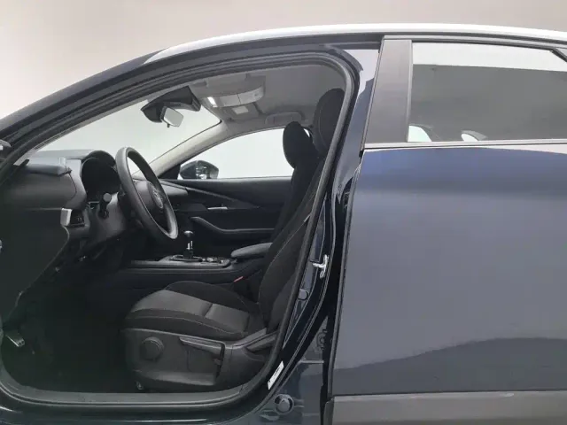 Mazda CX-30 — Фото автомобиля 10