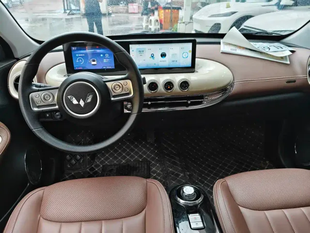 Wuling Bingo — Фото автомобиля 4