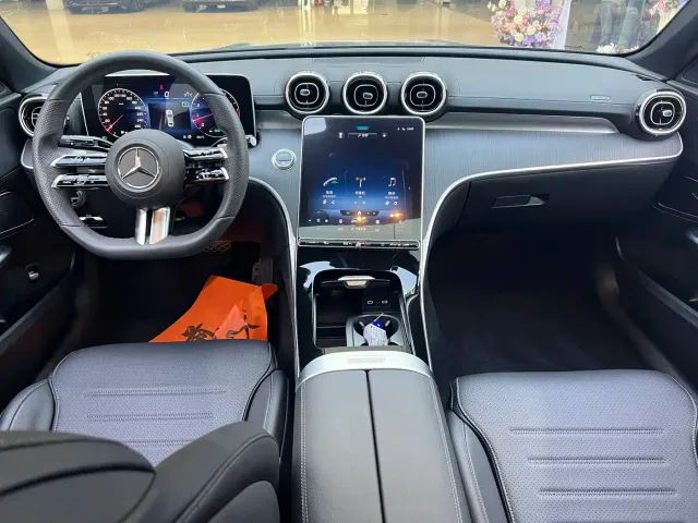 Mercedes-Benz C-Class — Фото автомобиля 18