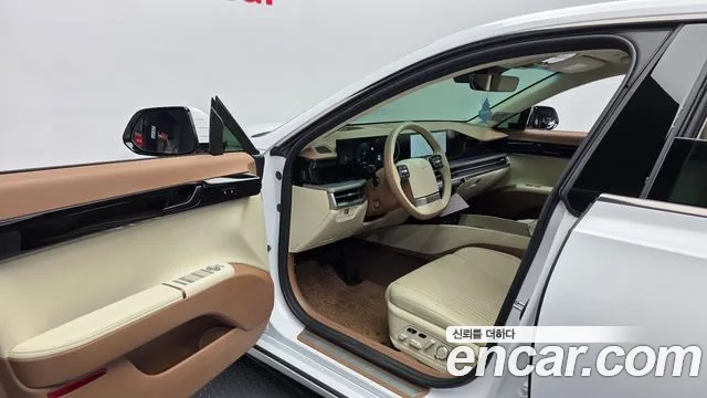Hyundai Grandeur GN7 — Фото автомобиля 15