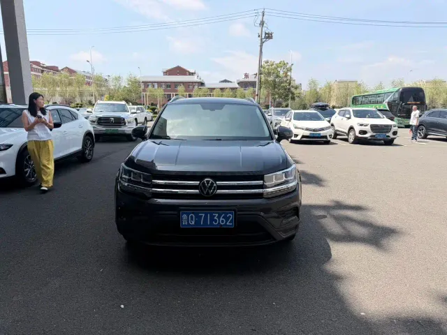 Volkswagen Tharu — Фото автомобиля 2