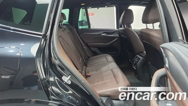 BMW X3 xDrive 20i M Sport Pro — Фото автомобиля 12