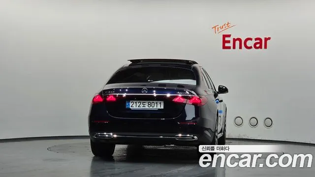 Mercedes-Benz E-Class E-класс W214 E300 4MATIC Exclusive — Фото автомобиля 4