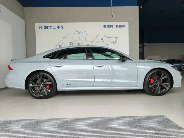 Audi A7L — Фото автомобиля 3