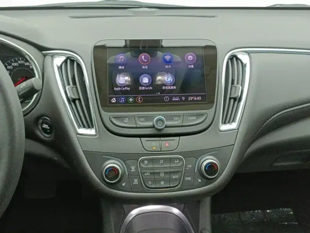 Chevrolet Malibu XL — Фото автомобиля 13