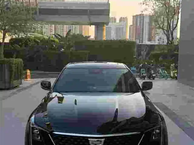 Cadillac CT5 — Фото автомобиля 2