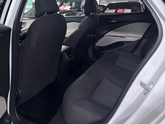 Buick Velite 6 — Фото автомобиля 10