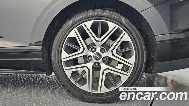 Hyundai Grandeur GN7 — Фото автомобиля 6