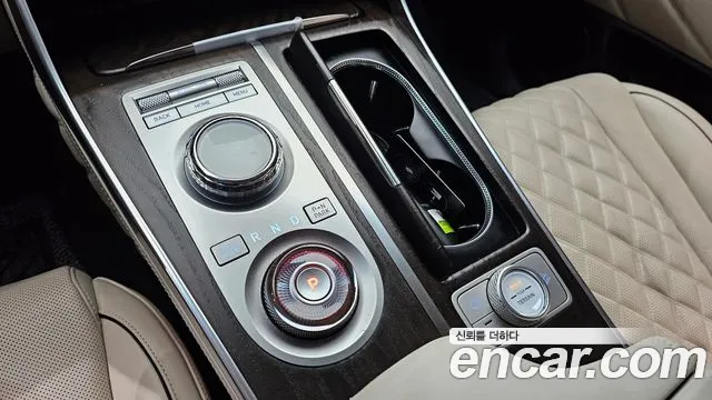 Genesis GV80 — Фото автомобиля 12