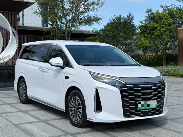 BYD Xia — Фото автомобиля 4