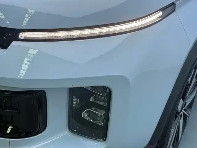 Geely ICON — Фото автомобиля 18