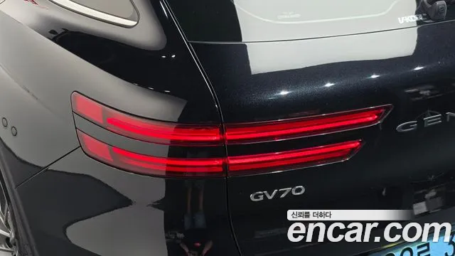 Genesis GV70 Electrified GV70 — Фото автомобиля 8