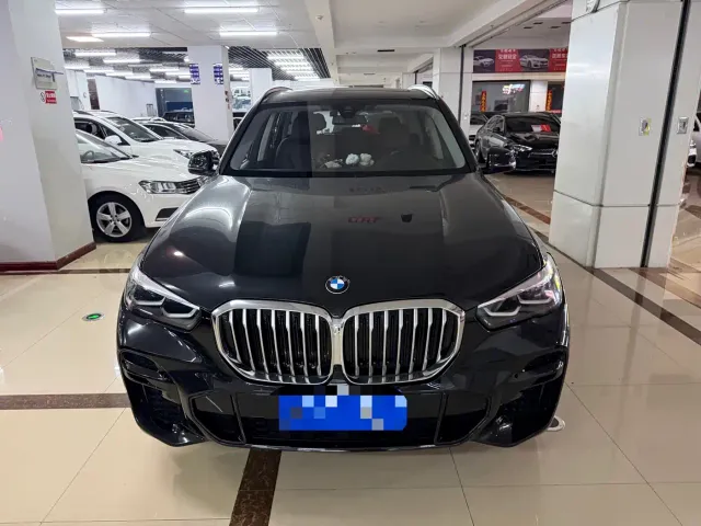 BMW X5 — Фото автомобиля 2