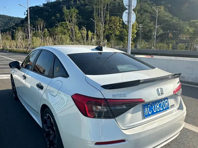 Honda Civic — Фото автомобиля 5