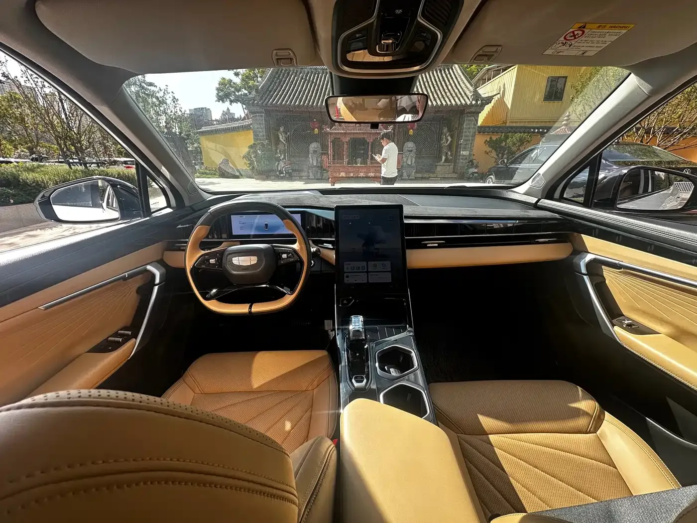 Geely Boyue L 2023 1.5TD DCT Premium — Фото автомобиля 6