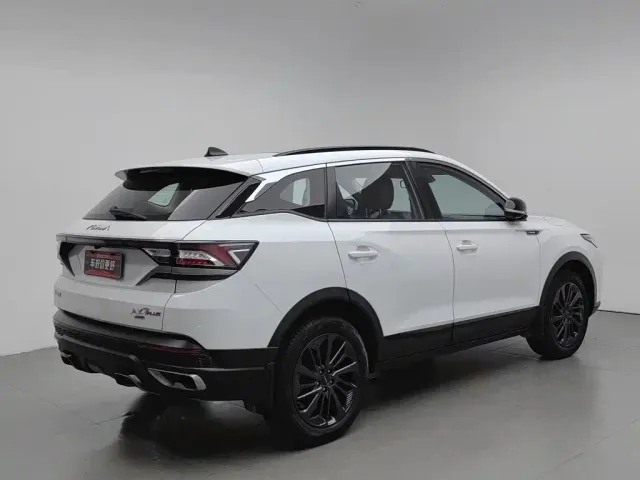 Dongfeng Fengshen AX7 — Фото автомобиля 2