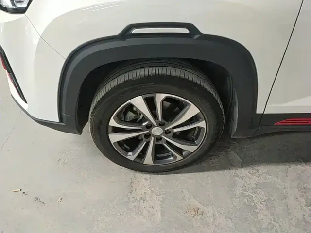 Changan CS35 Plus — Фото автомобиля 22