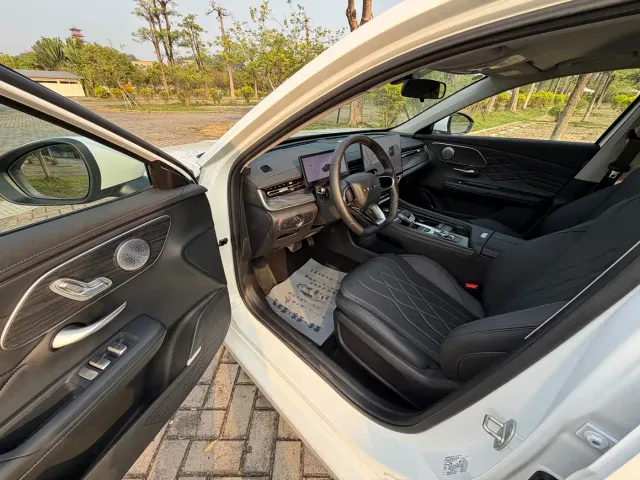 Chery Arrizo 8 PRO — Фото автомобиля 11