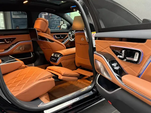 Mercedes-Benz Maybach S-Class — Фото автомобиля 17