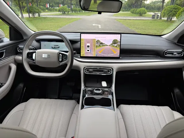Geely Galaxy Stellar 6 — Фото автомобиля 10