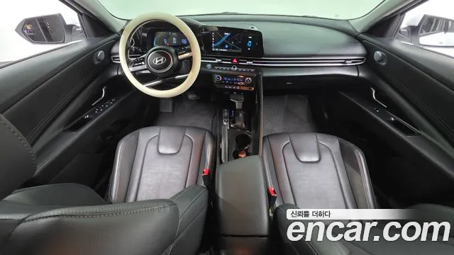 Hyundai Avante CN7 — Фото автомобиля 7