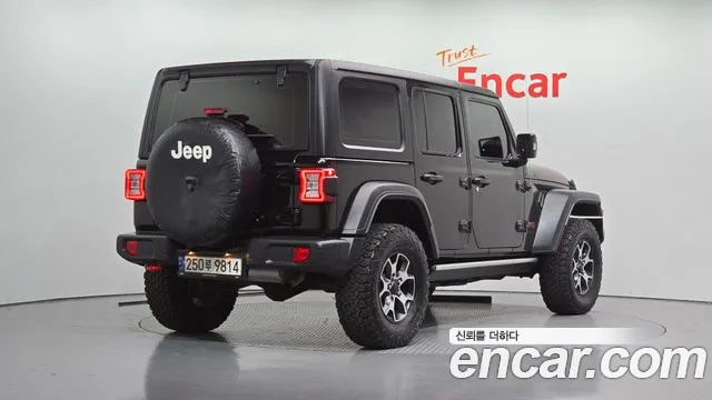 Jeep Wrangler — Фото автомобиля 2