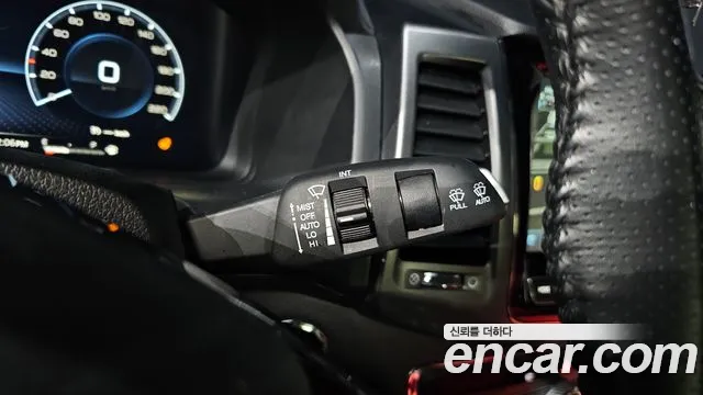 KG_Mobility_Ssangyong Rexton Новый Rexton Sport Дизель 2.2 4WD — Фото автомобиля 15