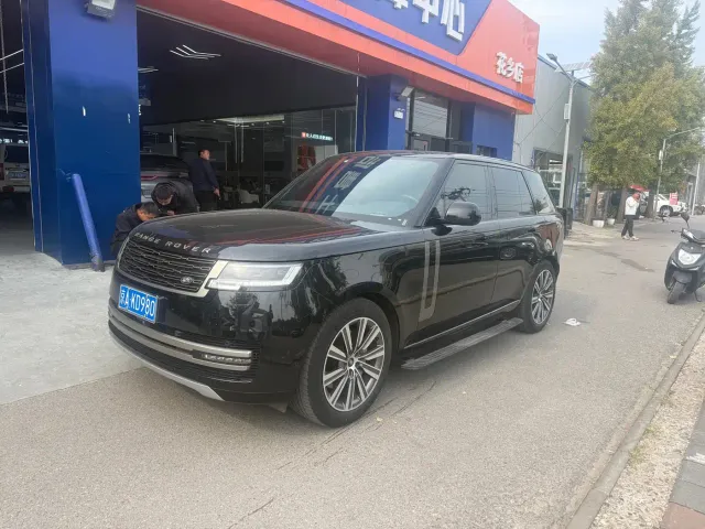 Фотография автомобиля — Land Rover Range Rover