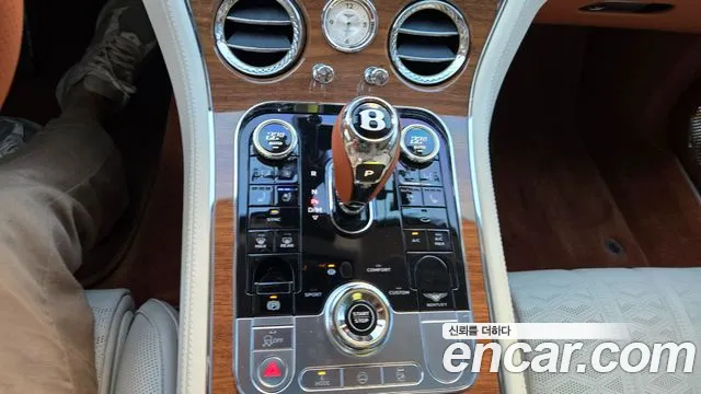 Bentley Continental — Фото автомобиля 9