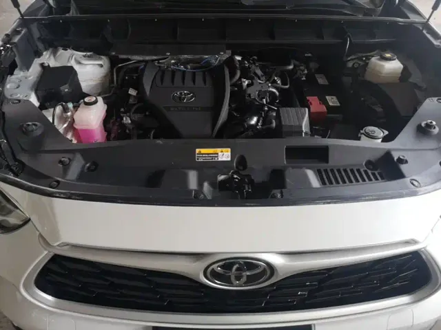 Toyota Highlander — Фото автомобиля 15