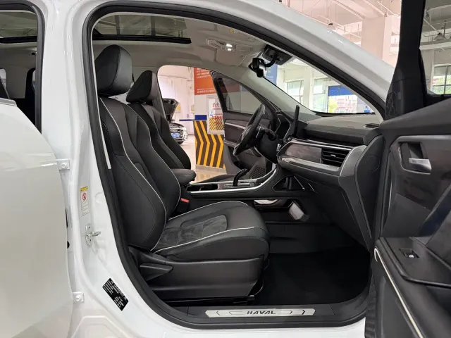 Haval H6 — Фото автомобиля 10