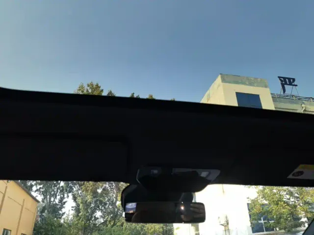 Li Auto i6 — Фото автомобиля 17