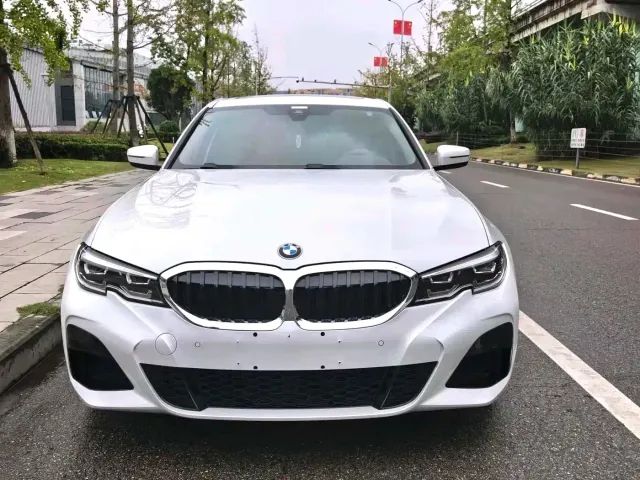 BMW BMW 3 Series 2022 325Li M Sport Package — Фото автомобиля 2