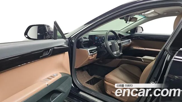 Hyundai Grandeur GN7 — Фото автомобиля 10