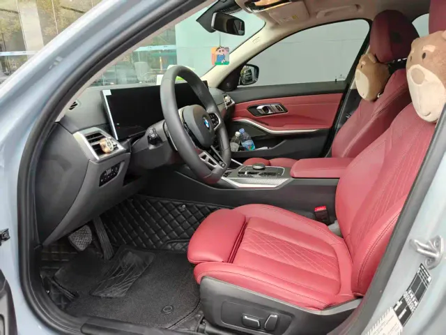 BMW 3 Series — Фото автомобиля 5